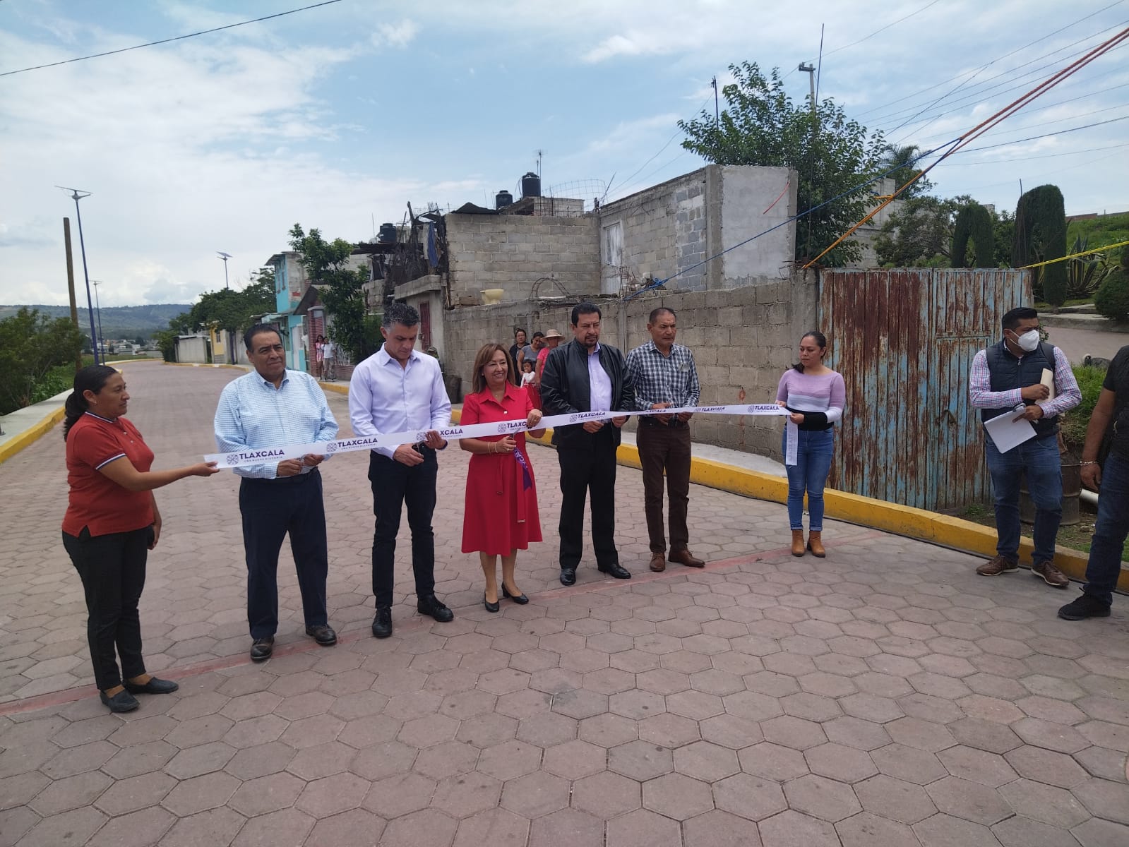 Asiste Lenin Calva a inauguración de diversas obras en municipios del distrito VI