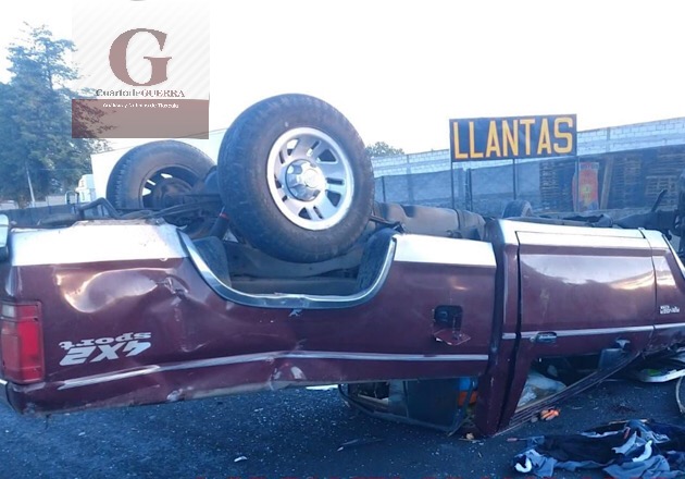 Muere mujer comerciante tras fuerte accidente, en Xaloztoc