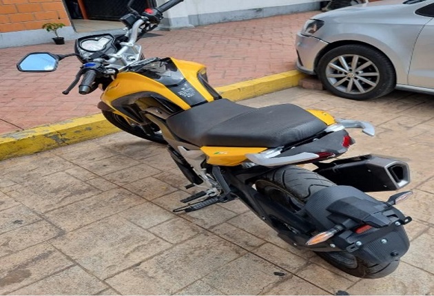 A disposición de PGJE motocicleta con reporte de robo en Puebla