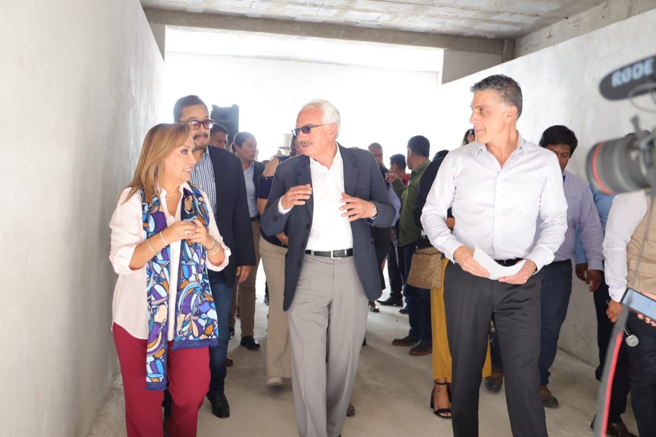 Supervisa Gobernadora avance de obra de la nueva Presidencia Municipal de Chiautempan