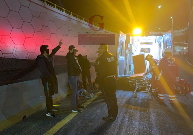 Sobrevive motorista tras derrapar en la Chiautempan-Apizaco