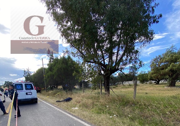Muere motociclista al sufrir accidente carretero, entre Tetla y Lázaro Cárdenas