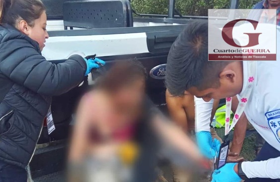 Prenden fuego a mujer y hombre tras posible situación sentimental, en Huamantla