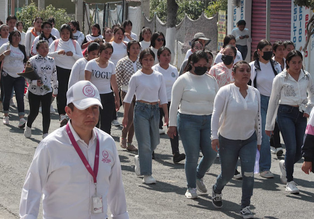 Acompaña CEDH manifestaciones de normalistas, en Tlaltelulco y San Pablo del Monte