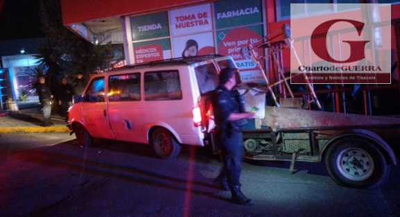 Policías de Tlaxcala frustran robo de camioneta con plantas de luz y rescatan a un hombre