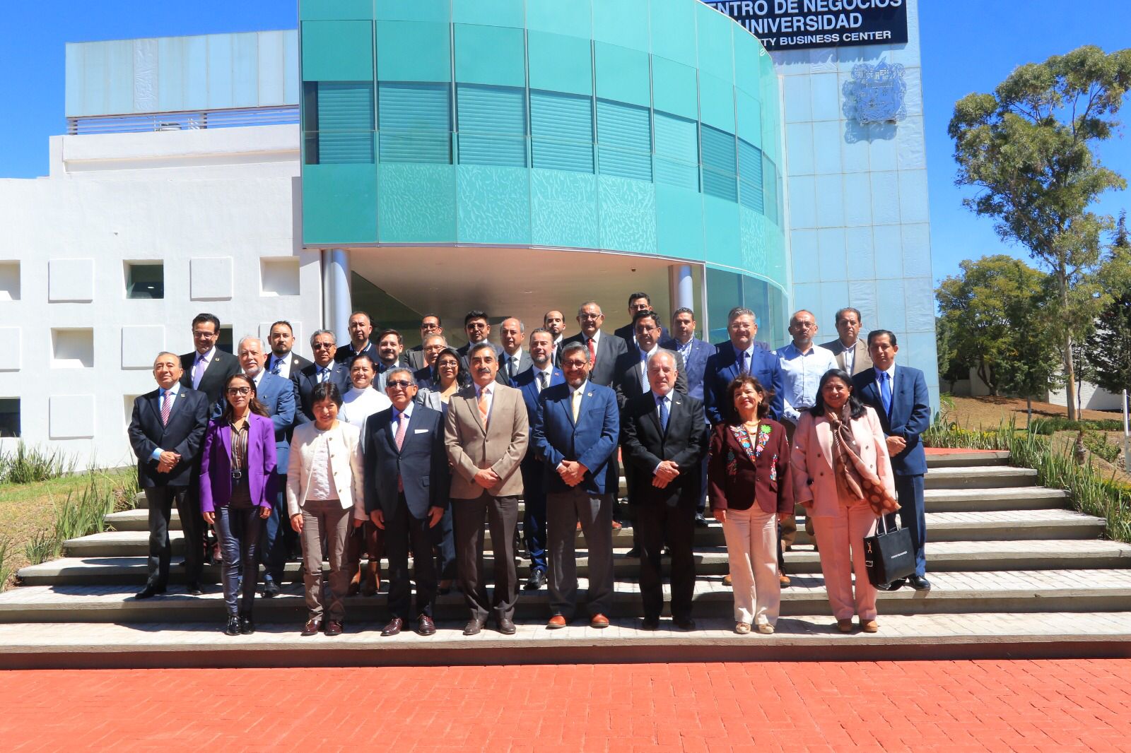 Encabezó UATx sesión ordinaria del Consejo Regional de ANUIES