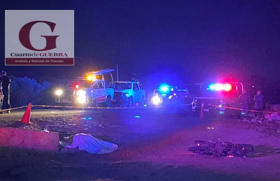 Un joven muere y dos más resultan lesionados tras derrape de motocicleta, en Huamantla