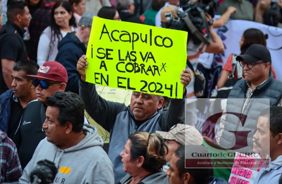Protestan damnificados de Acapulco en la Ciudad de México