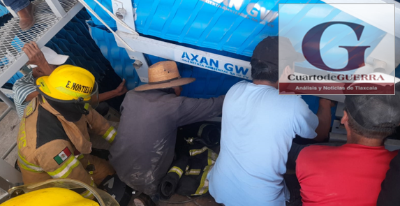 Hombre queda prensado al realizar trabajos en planta tratadora de aguas residuales de Nativitas