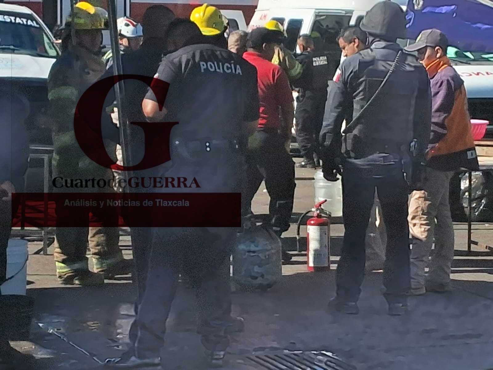 Taquero resulta herido tras flamazo de tanque de gas, en explanada del mercado de Tlaxcala
