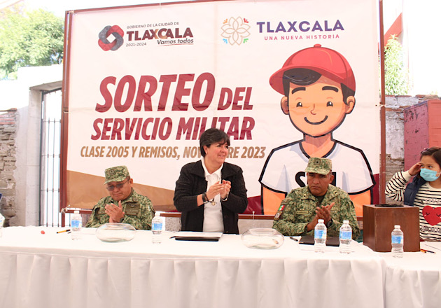 Maribel Pérez Arenas encabeza ceremonia del sorteo del Servicio Militar Nacional