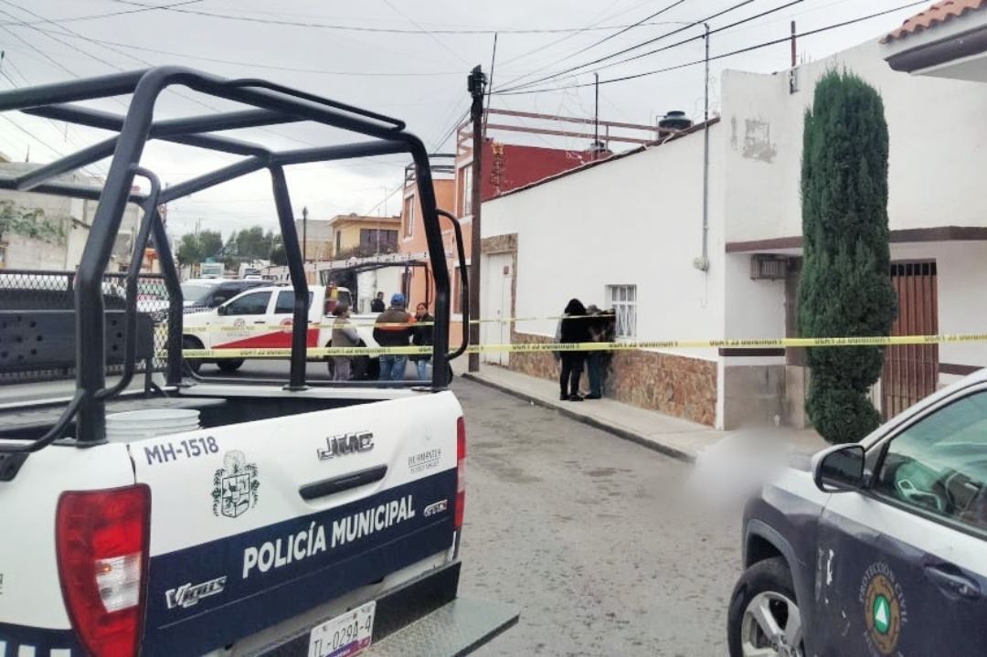 Atiende personal de Protección Civil de Huamantla reporte de persona inconsciente en la vía pública