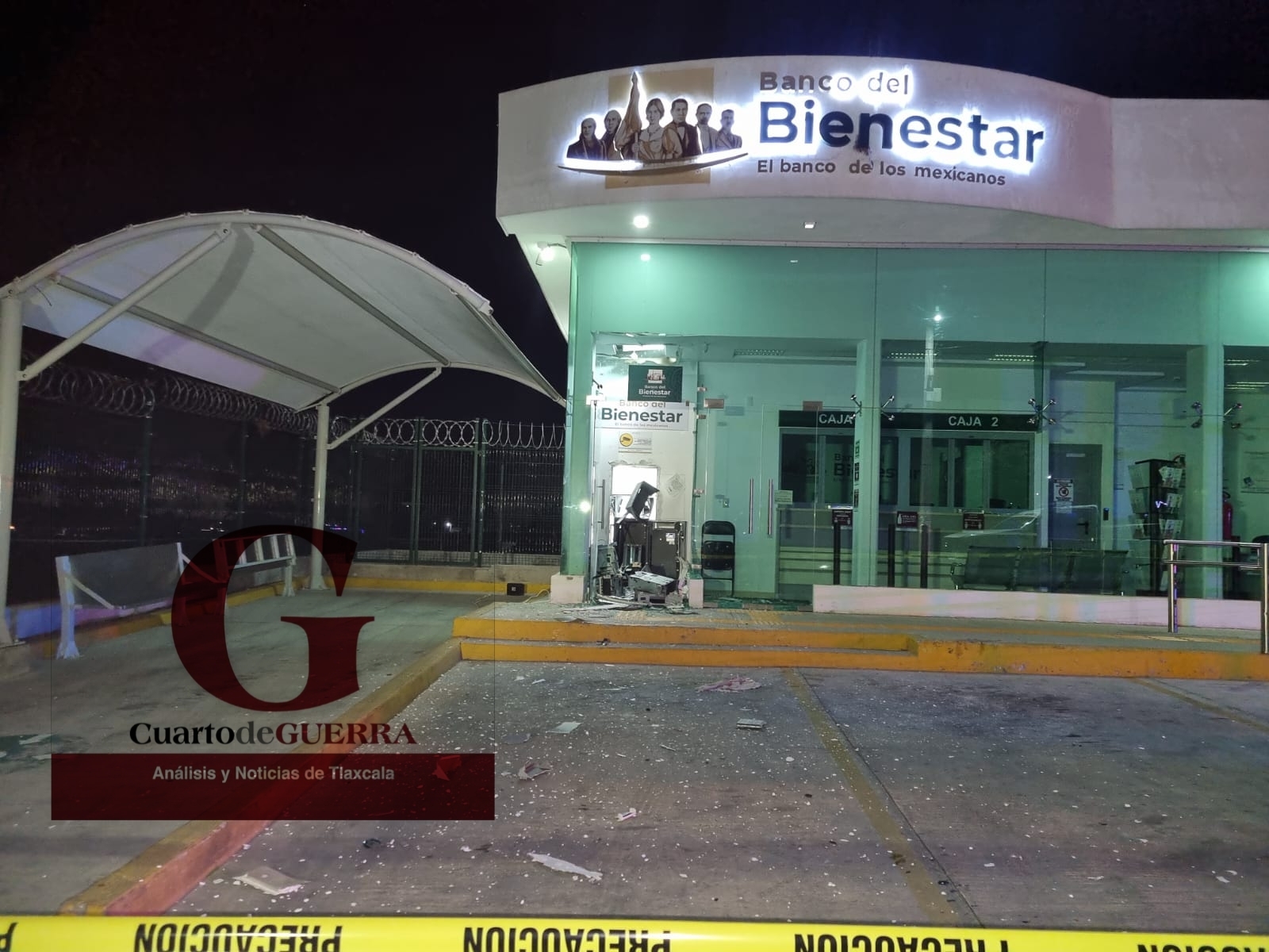 Detonando una pila de auto, para robar un cajero de Bienestar, en Españita
