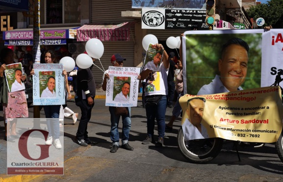 Con marcha en Chilpancingo, familiares de empresario desaparecido exigen su búsqueda a la FGE