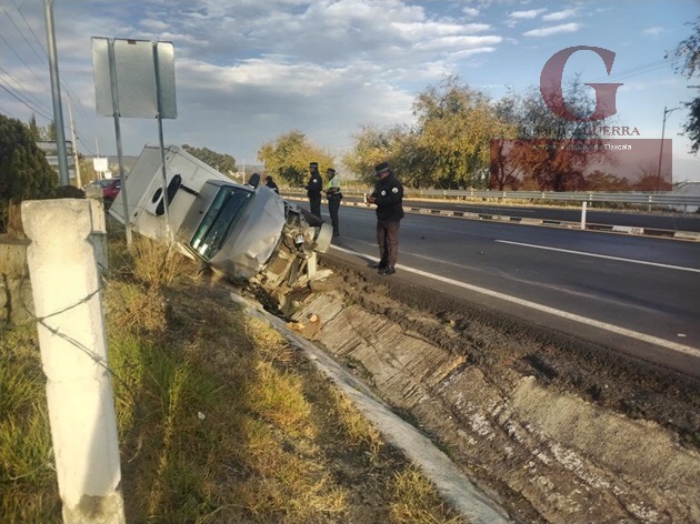 Deja tres lesionados choque por alcance en Ixtacuixtla