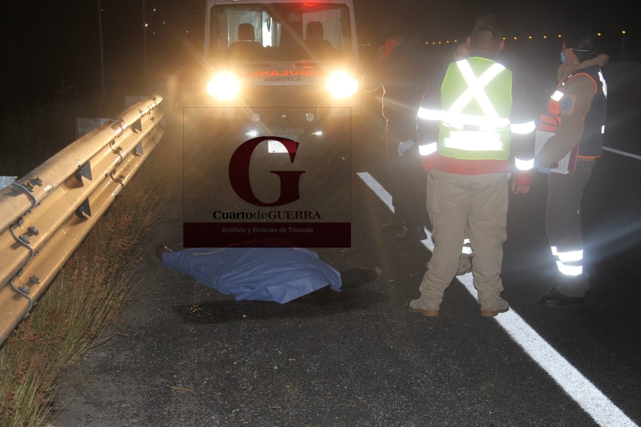 Asesinan a un hombre por impacto de arma de fuego y abandonan su cuerpo en el Periférico Tlaxcala