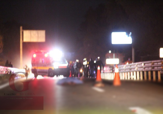 Desmembrado queda el cuerpo de un hombre tras ser atropellado, en la Apizaco-Tlaxcala