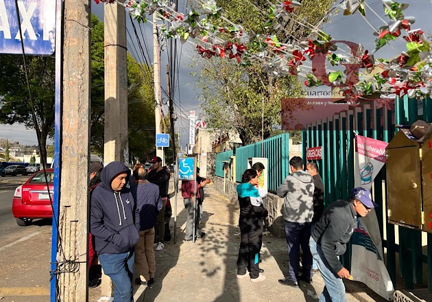 Desalojan área de urgencias en clínica del IMSS en Tlaxcala por presunto temor a contagios