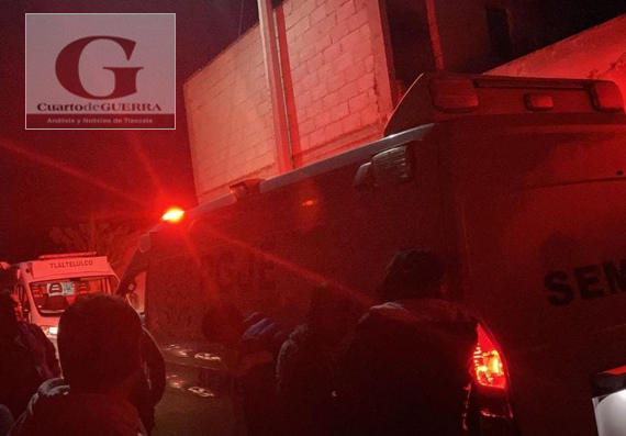 Muere un hombre presuntamente al caer a un barranco en Tlaltelulco; familiares tratan de impedir levantamiento del cadáver