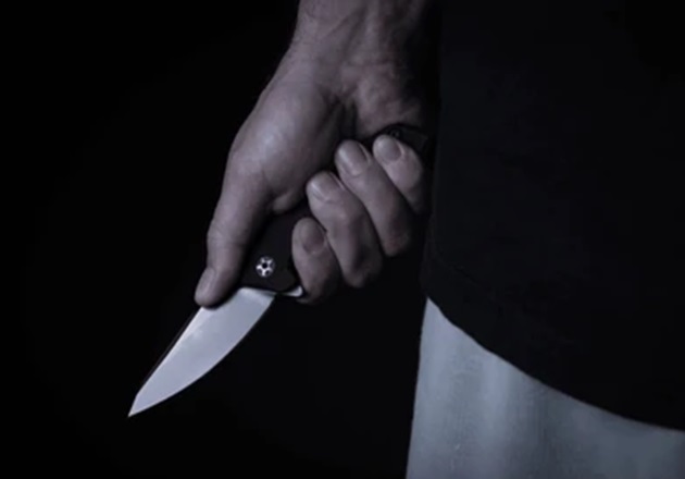 Dan estreno al C2 en Nanacamilpa al robarse un taxi con lujo de violencia