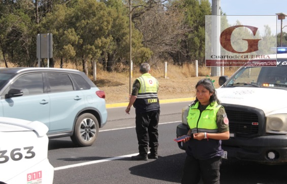 Muere un hombre de la tercera edad tras ser embestido por un automóvil, frente a Ciudad Judicial
