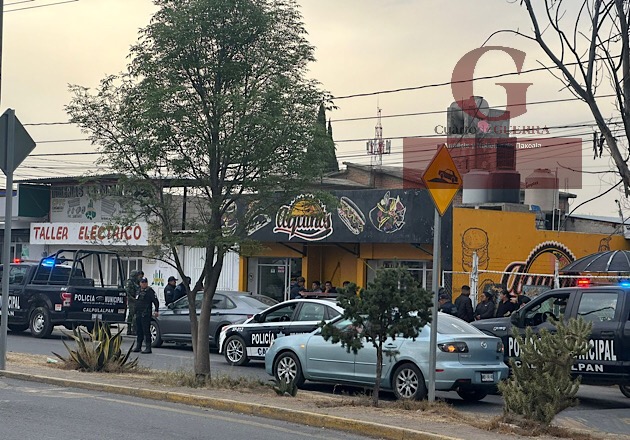 Hombre es baleado al interior de taquería, en Calpulalpan