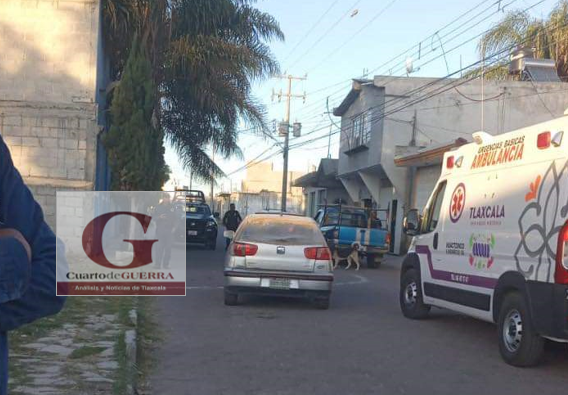 Resulta gravemente herido joven tras ser aplastado por una retroexcavadora, en Zacatelco