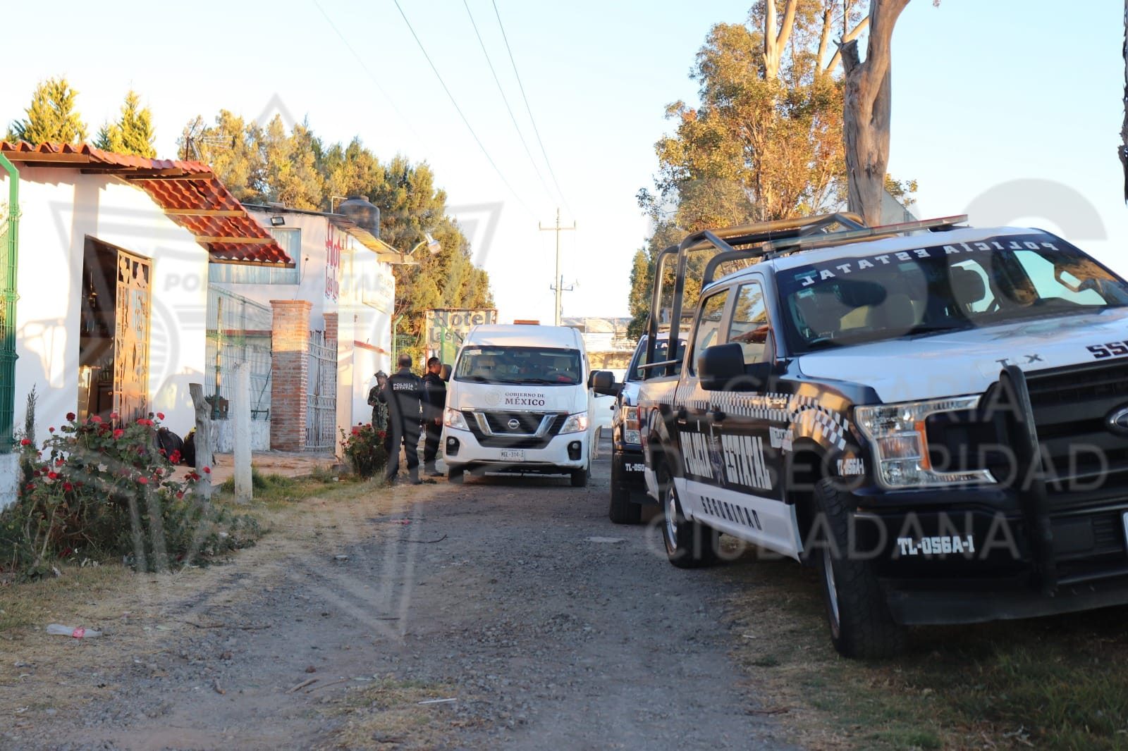 Rescatan SSC y Marina a 42 migrantes en Xaltocan