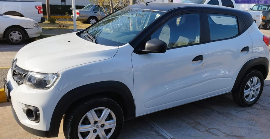 Asegura PGJE vehículo con reporte de robo  en el motor en el estado de México