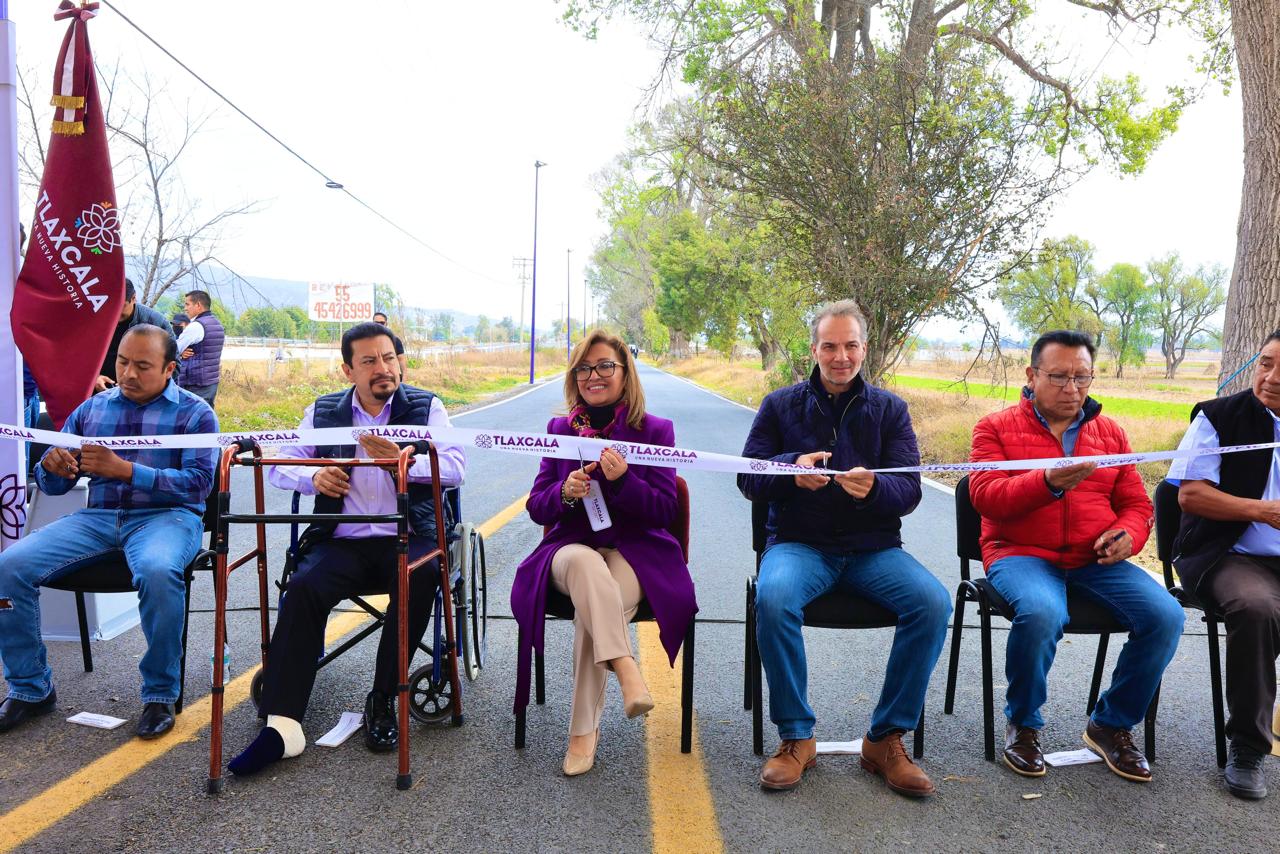 Sigue gobernadora con ejecución de obras en municipios