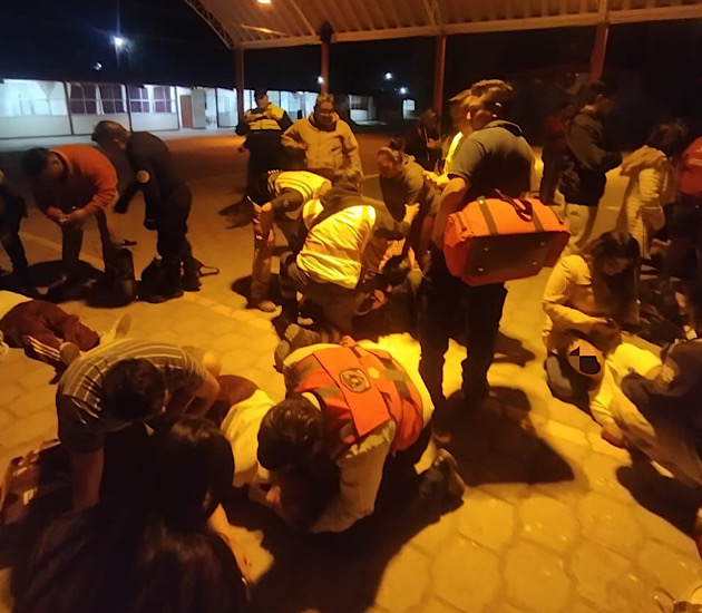 Apoya PC de Apizaco a estudiantes intoxicados en secundaria de Tzompantepec