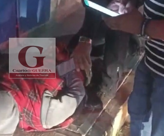En Totolac, policías detienen a ladrón y recuperan auto que había sido robado minutos antes