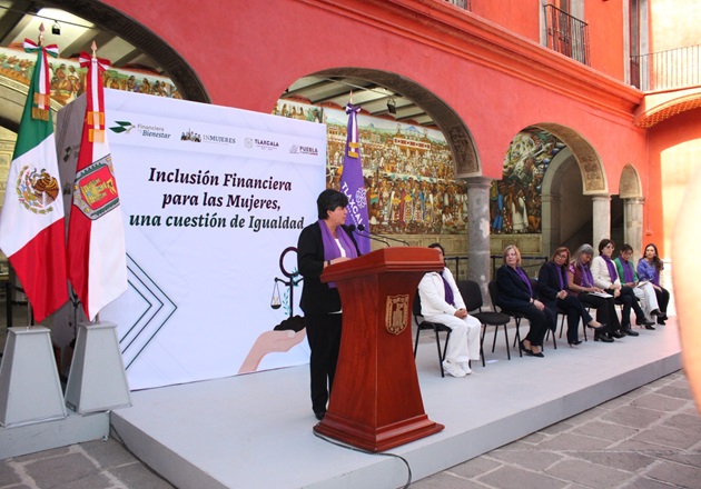 Vital que las mujeres se desarrollen en todos sentidos: Presidenta Municipal