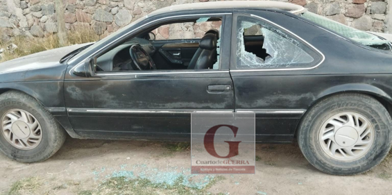 En Tepeyanco, por supuestas amenazas balean un automóvil