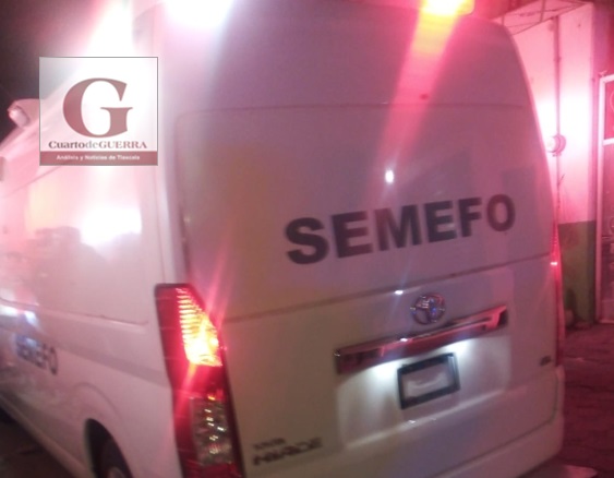 Muere adulto mayor en la vía pública, en Huactzinco; se presume un paro cardiaco