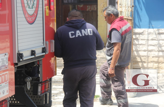 Carga de celular provoca incendio en una vivienda, en la Colonia Adolfo López Mateos, en Tlaxcala
