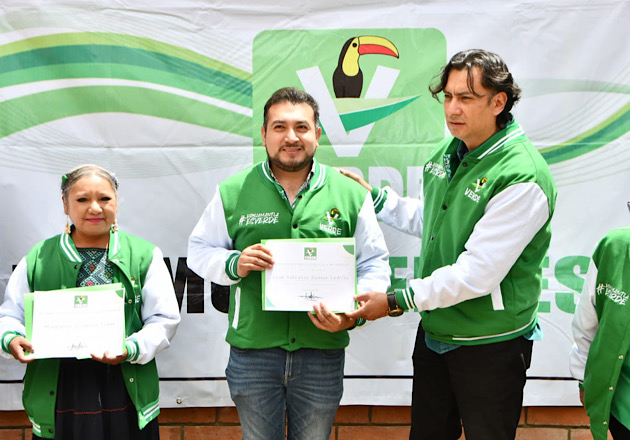Reciben Margarita y Chava Santos constancia de registro para participar en proceso electoral 2024
