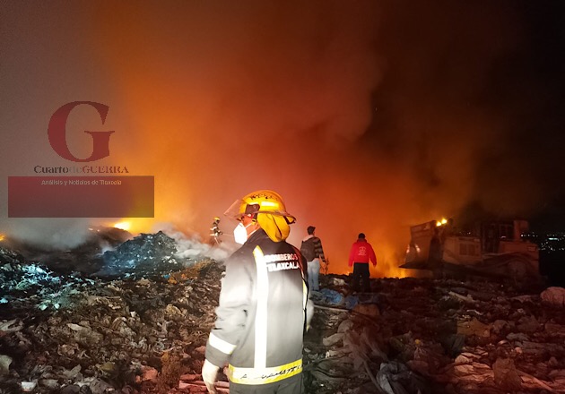 Corporaciones de emergencia atendieron incendio en relleno sanitario de Panotla