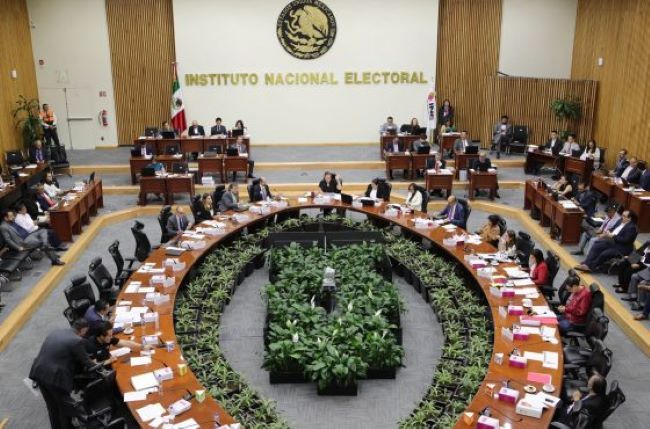 Aprueban consejos distritales del INE listado de casillas básicas y contiguas para la Jornada Electoral