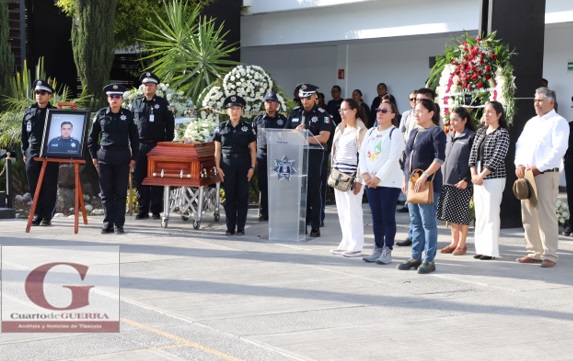 Rinden homenaje a policía acaecido en cumplimiento de su deber; fue linchado en Xitototla, Zacatelco