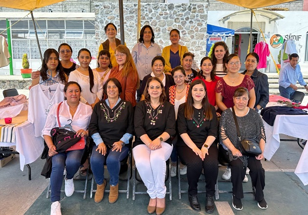 Capacita DIF municipal de Huamantla al sector femenino con talleres para emprendimiento
