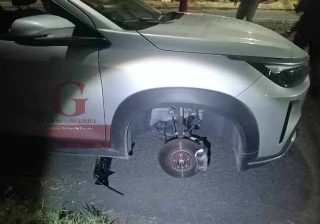 Roban llantas y rompen vidrios de auto del Jurídico del Secretariado Ejecutivo del SESP, en Tlaxcala