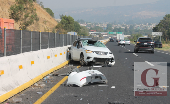 Pierde dedos de la mano docente que sufrió accidente automovilístico en Periférico Tlaxcala