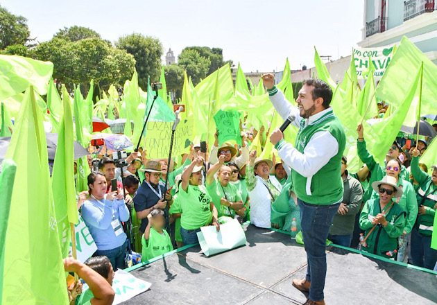 Arropado por miles de ciudadanos Chava Santos asegura que Huamantla volverá a ser verde este 2 de junio