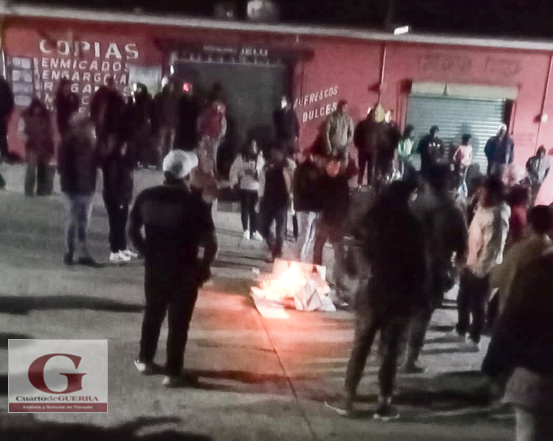 Queman urnas en Tecopilco
