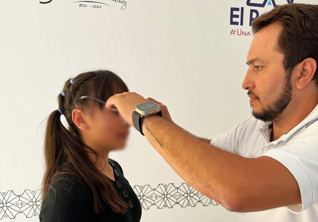 Continúan Ayuntamiento de Huamantla y fundación CLISA mejorando la salud visual de los huamantlecos
