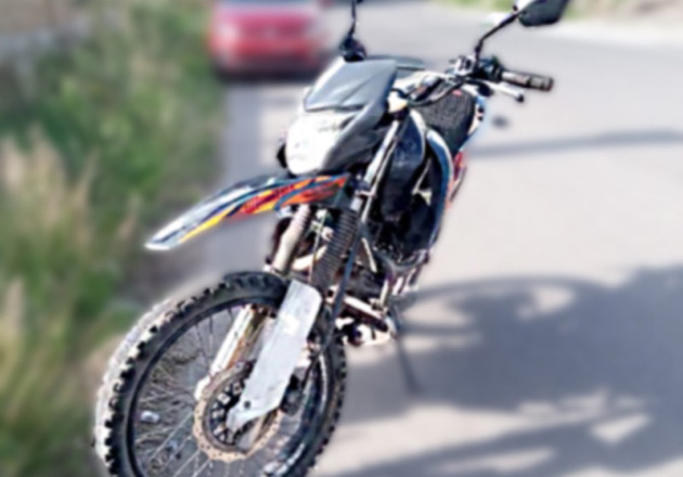 A disposición de PGJE motocicleta que contaba con reporte de robo