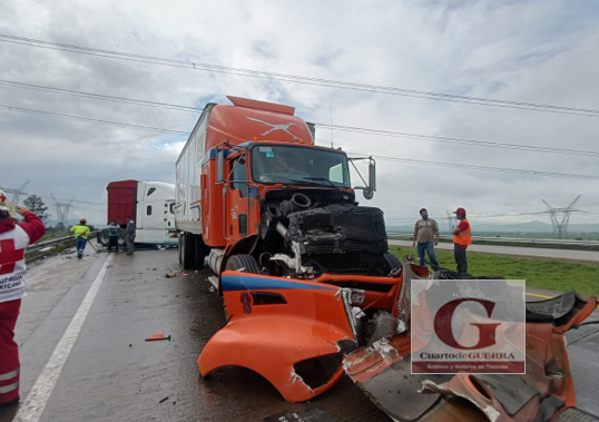 Choque múltiple en Arco Norte provoca caos vial, a la altura de Calpulalpan