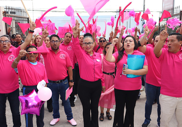 Luz María Flores Lima se registra como candidata a la Secretaría del SNTSS en Tlaxcala