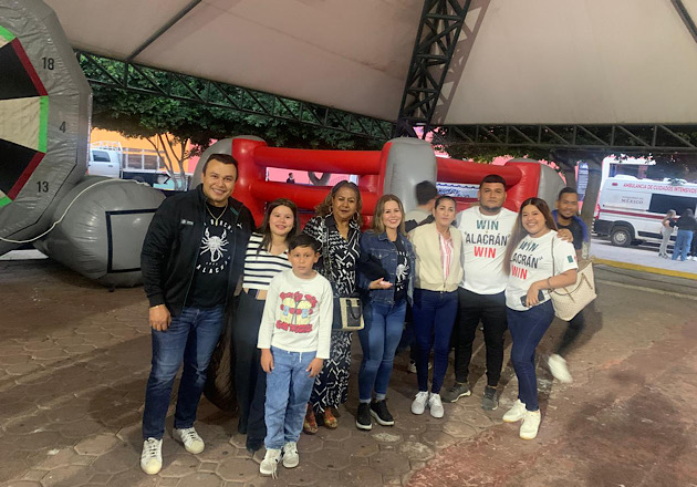Turistas disfrutan de Tlaxcala y el boxeo